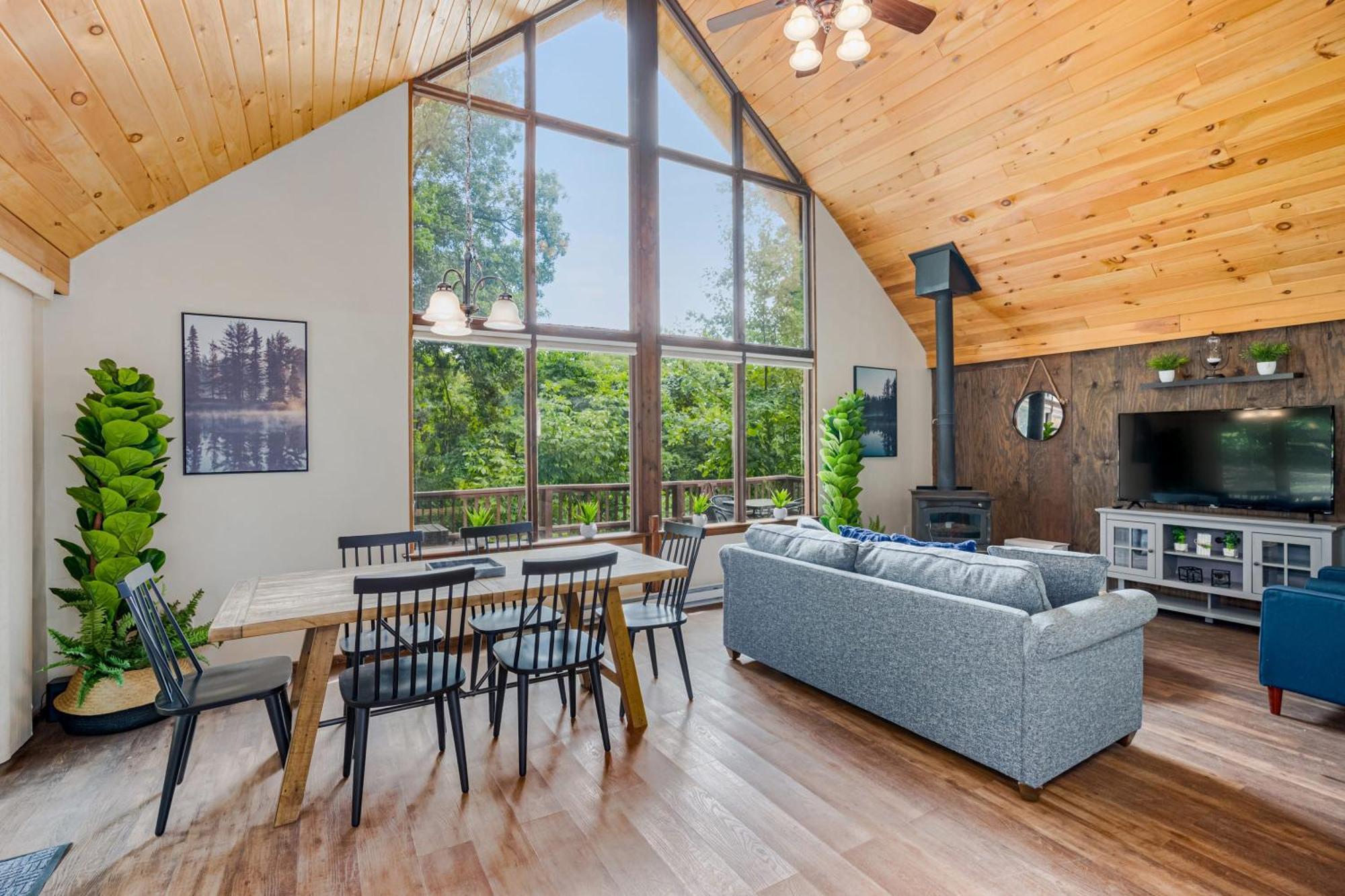 Quaint Loft Cabin W Hot Tub, Firepit, Deck & Grill Hedgesville Ngoại thất bức ảnh